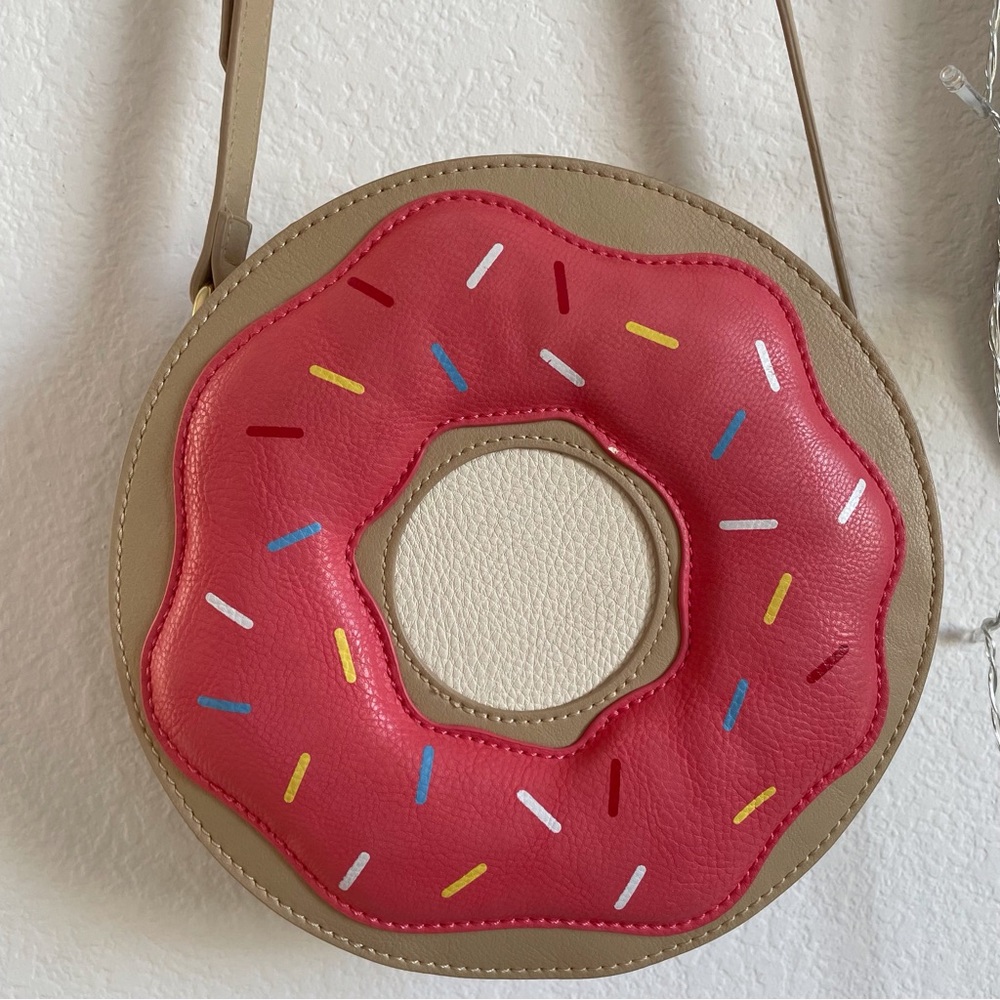 Donut crossbody bag
